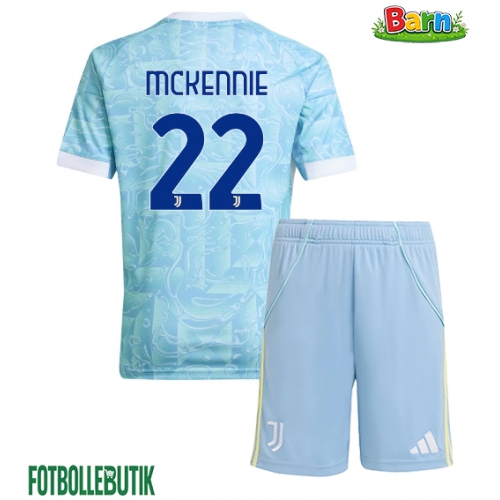 Juventus Weston McKennie #22 Bortaställ Barn 2025-26 Kortärmad (+ Korta byxor)